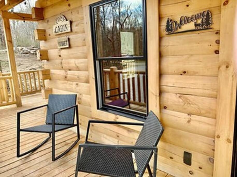 Peek A Boo Cabins: Cozy Cabin Logan Bagian luar foto